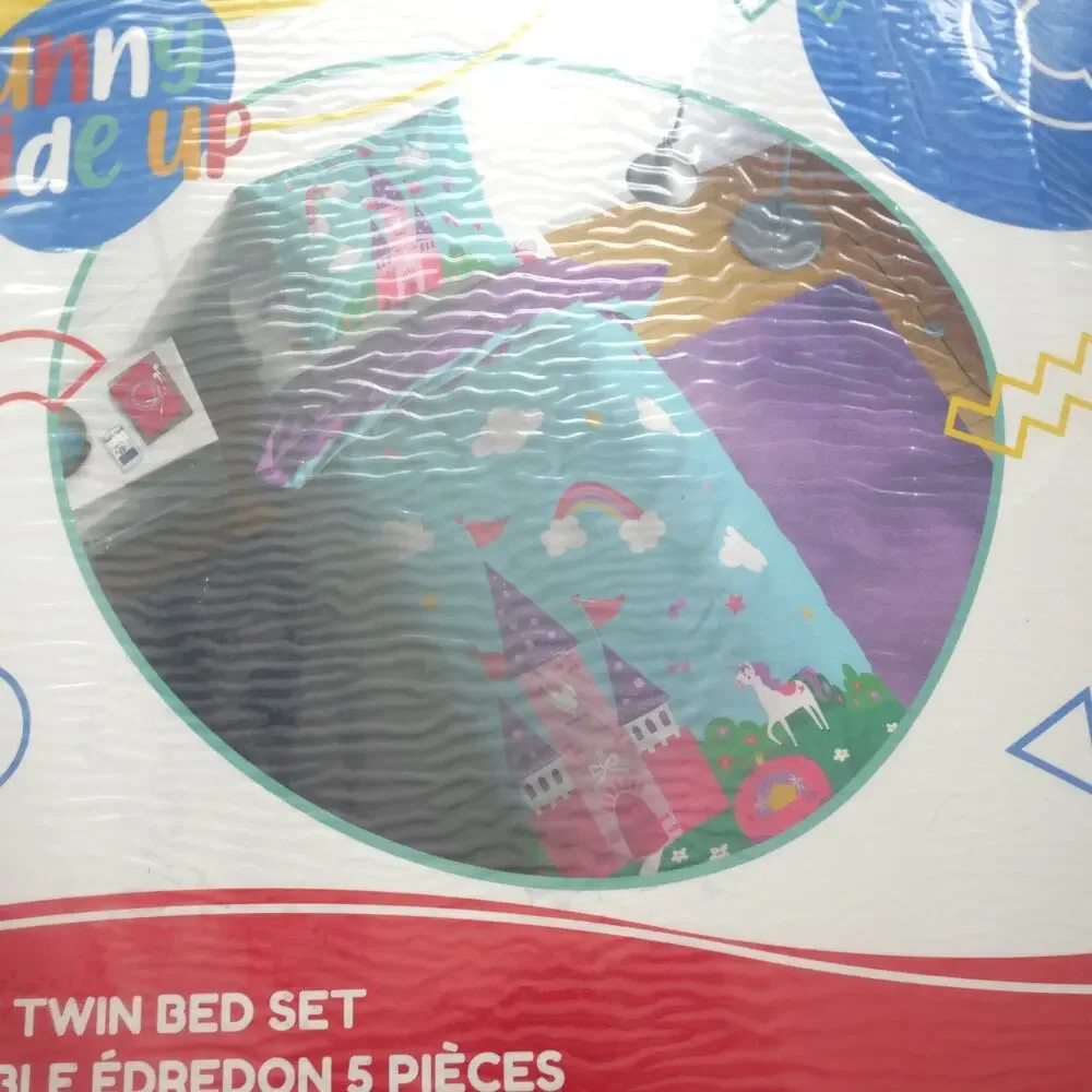 NEW Sunny Side Up Princess Castle 5 Piece Twin Comforter + Sheet Set
